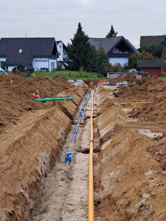 Wasser- /Gasverlegearbeiten im Neubaugebiet